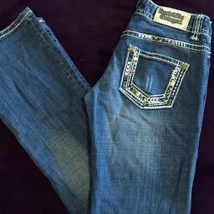 Buckle Jeans